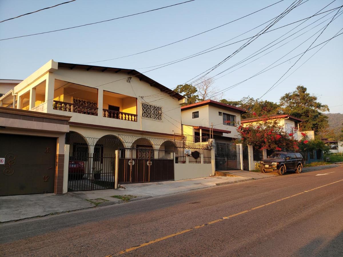 Casa Altamira Hotel San Pedro Sula Exterior photo